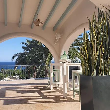 Casa Del Mar Villa